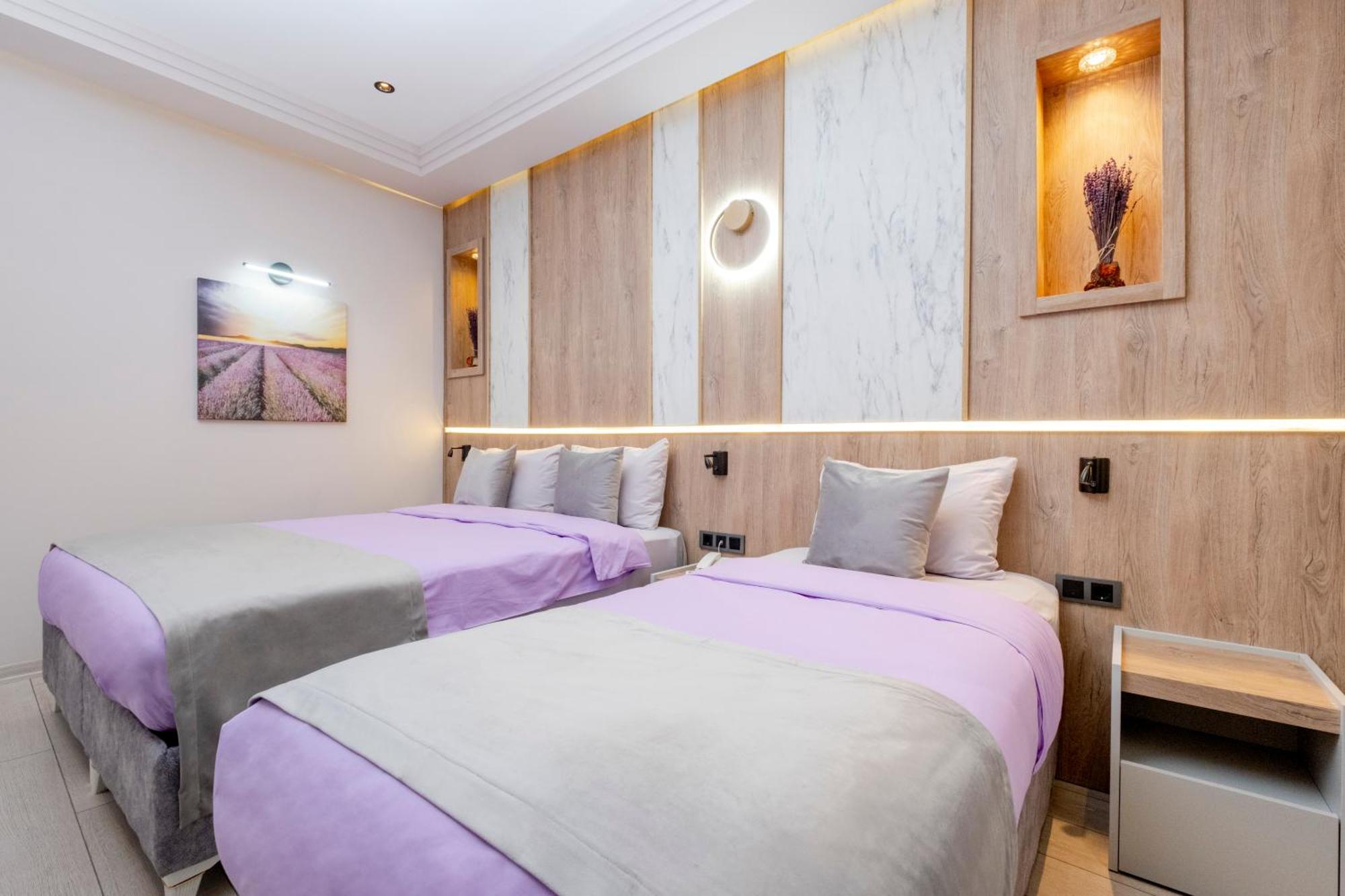 Lavender Airport Hotel Arnavutkoy Buitenkant foto