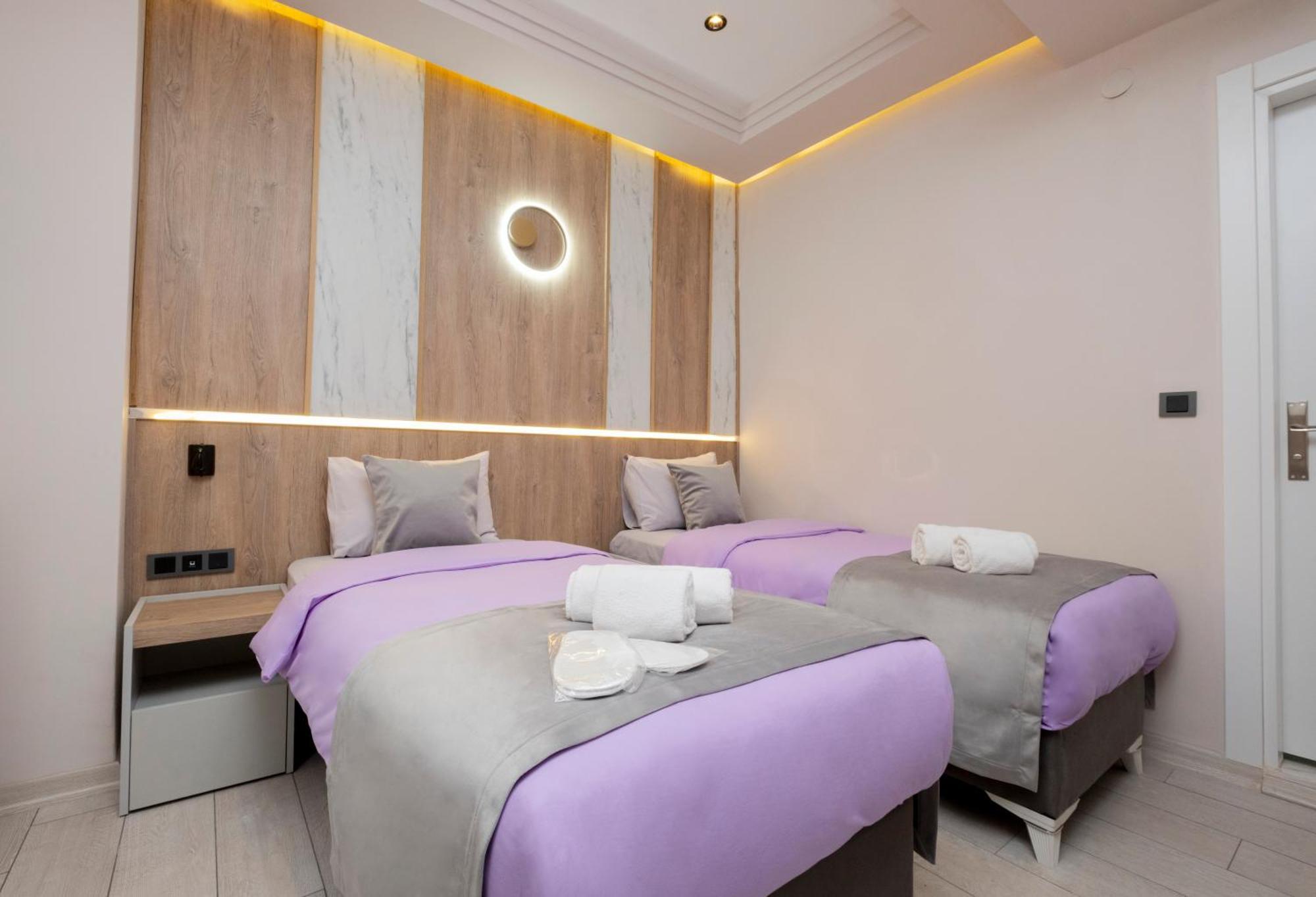 Lavender Airport Hotel Arnavutkoy Buitenkant foto